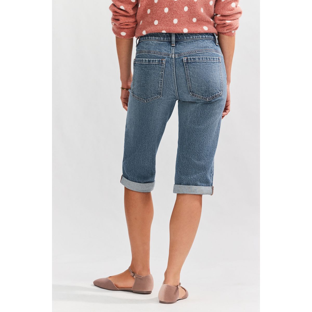 Bermuda longueur genou en denim bleu moyen, NEXT