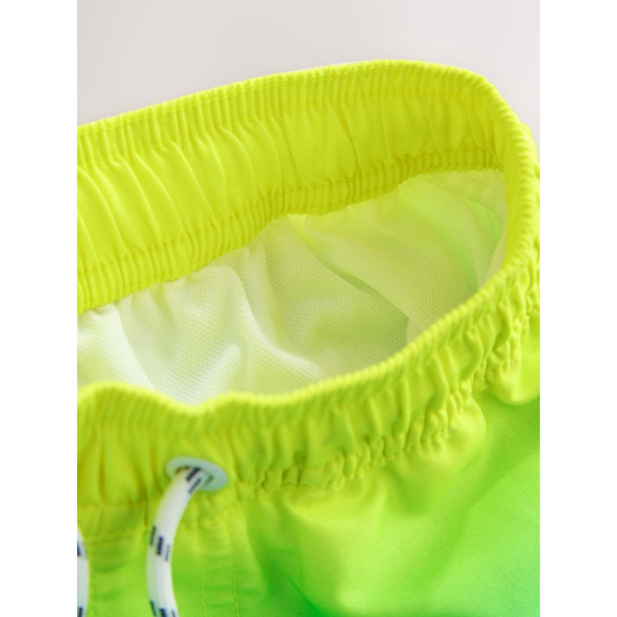 Short de bain dégradé jaune/bleu, NEXT