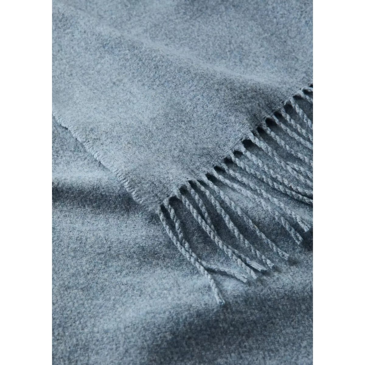 Couverture en laine mélangée avec franges bleu, MANGO HOME