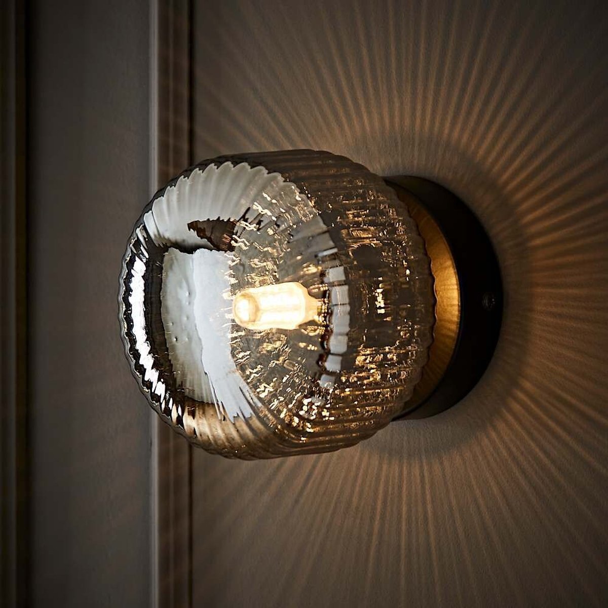 Conrad Ribbed Glass Flush Wall Light black, SO'HOME