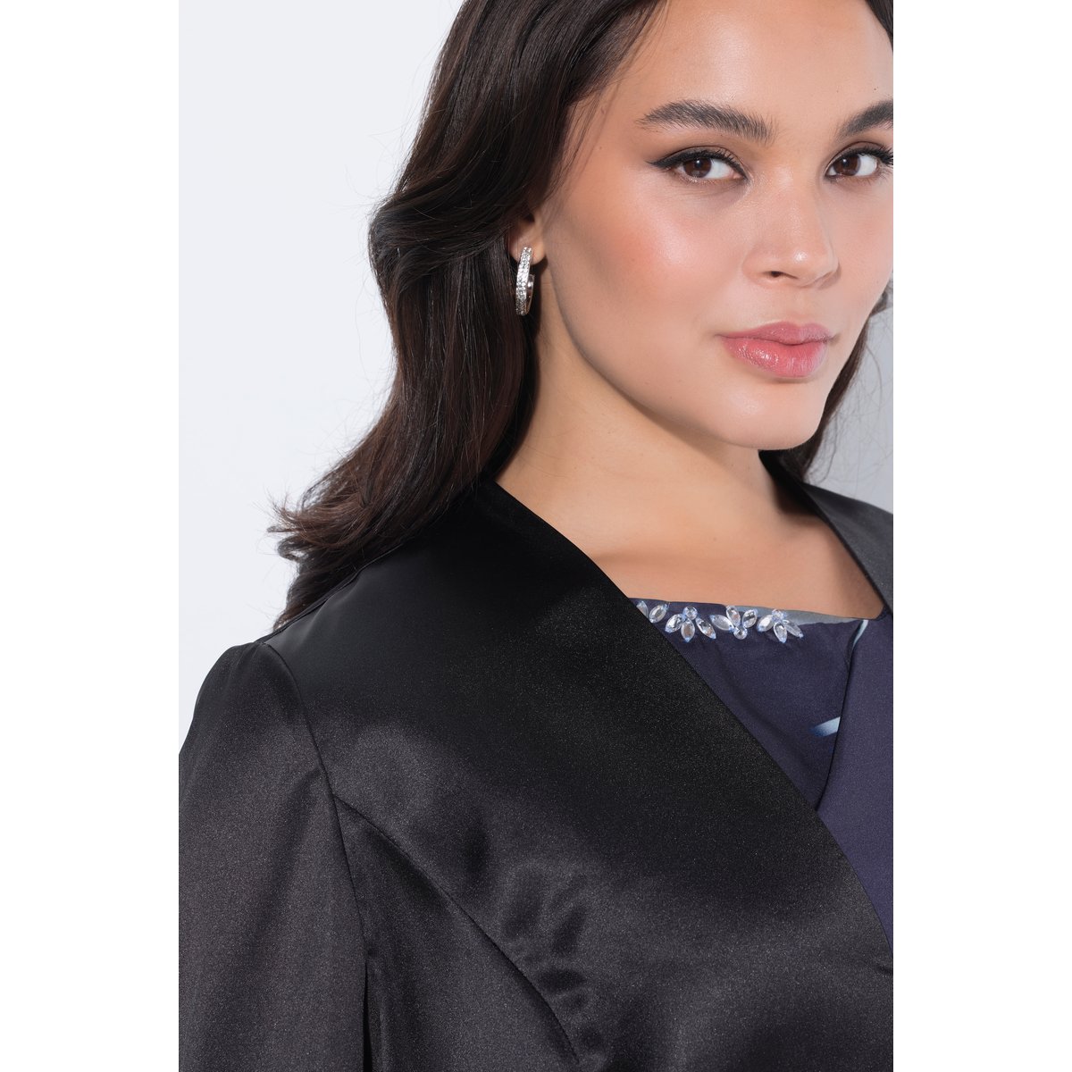 Boléro en satin, coupe courte sans fermeture noir, ULLA POPKEN