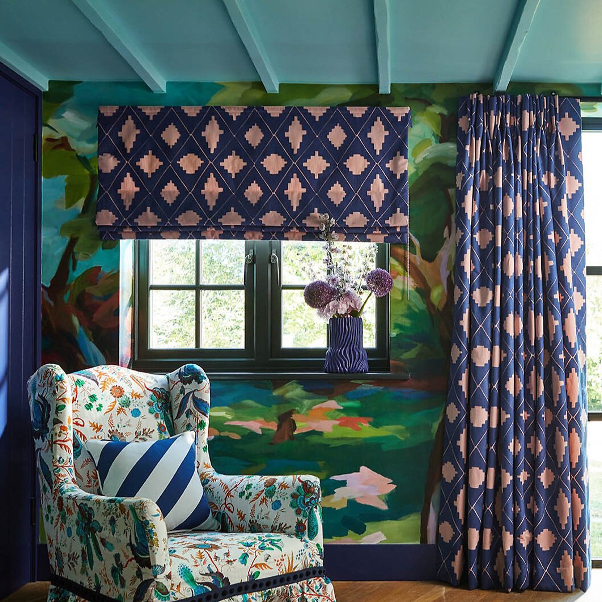 In The Woods Design Mural Wallpaper multi-coloured, HARLEQUIN X SOPHIE ROBINSON