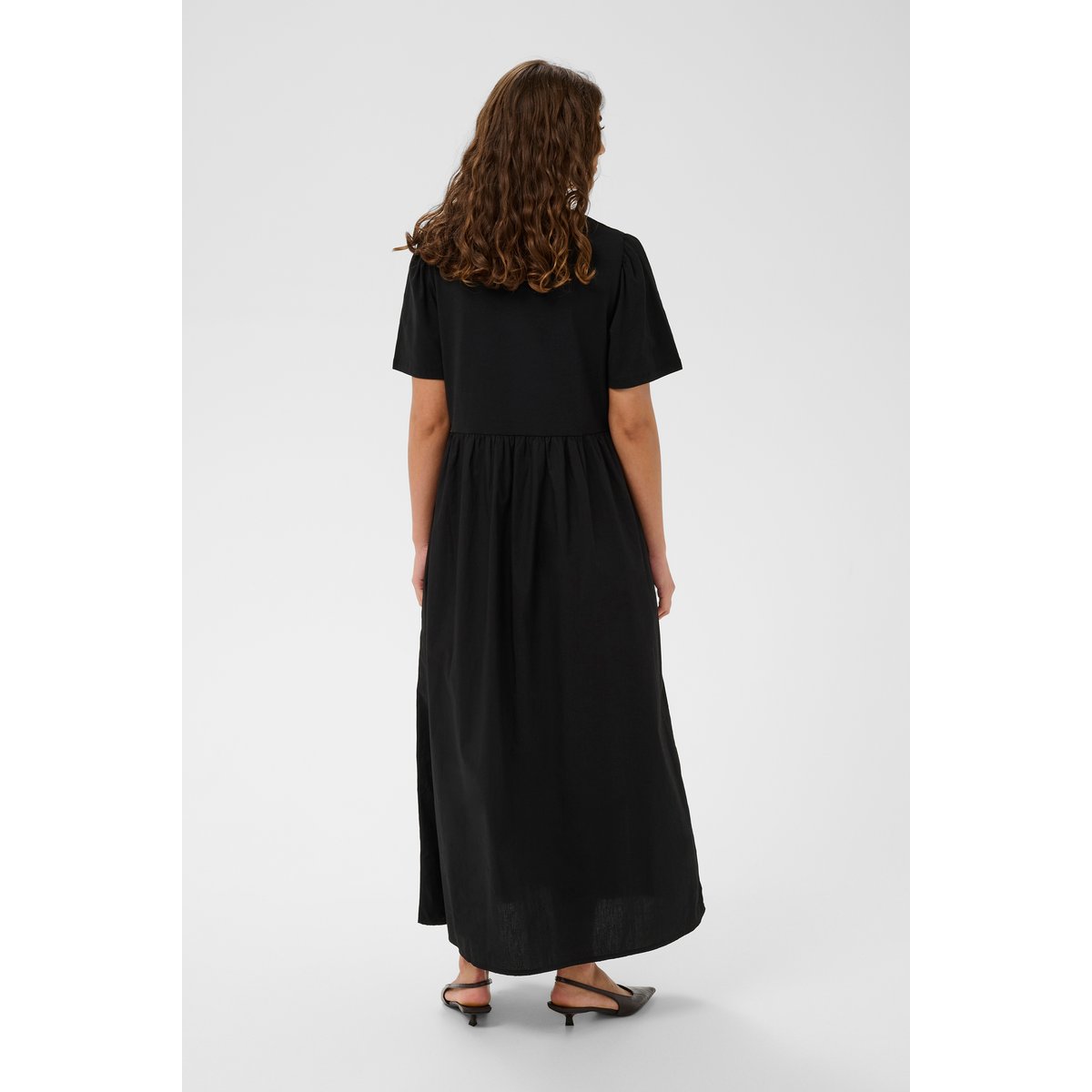 Robe noir, CULTURE