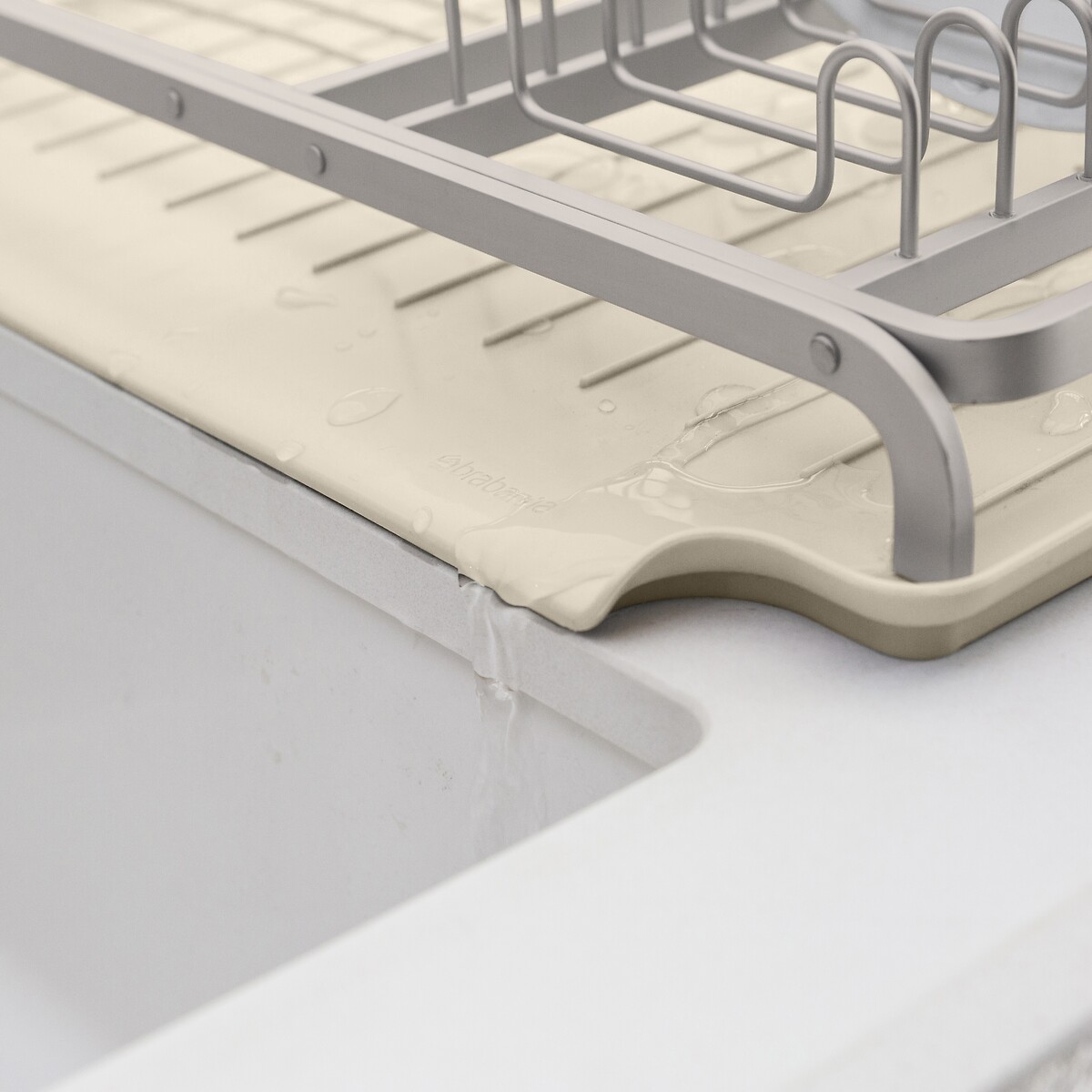 Grand égouttoir à vaisselle soft beige, BRABANTIA