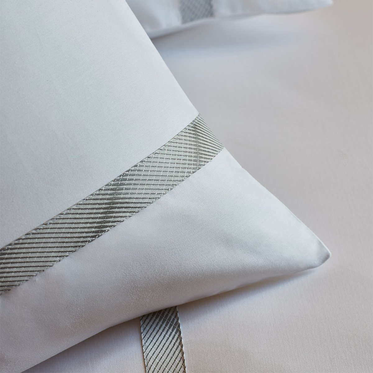 Housse de couette satin de coton SUITE EXECUTIVE gris, GARNIER THIEBAUT