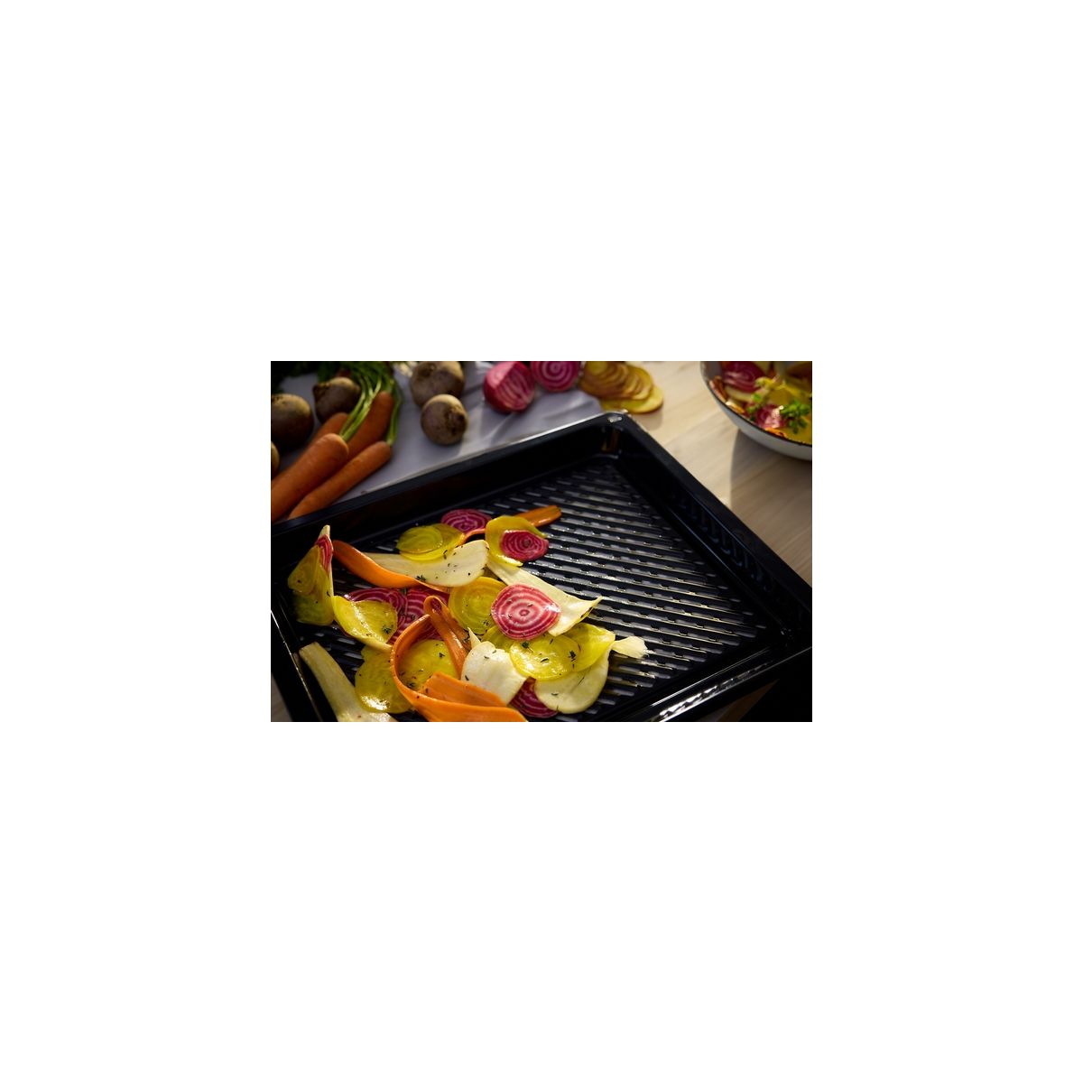 Four encastrable HBA372BB4 Air Fry - Pyrolyse, Mode Friture Sans Huile Air Fry, AutoPilot couleur unique, BOSCH