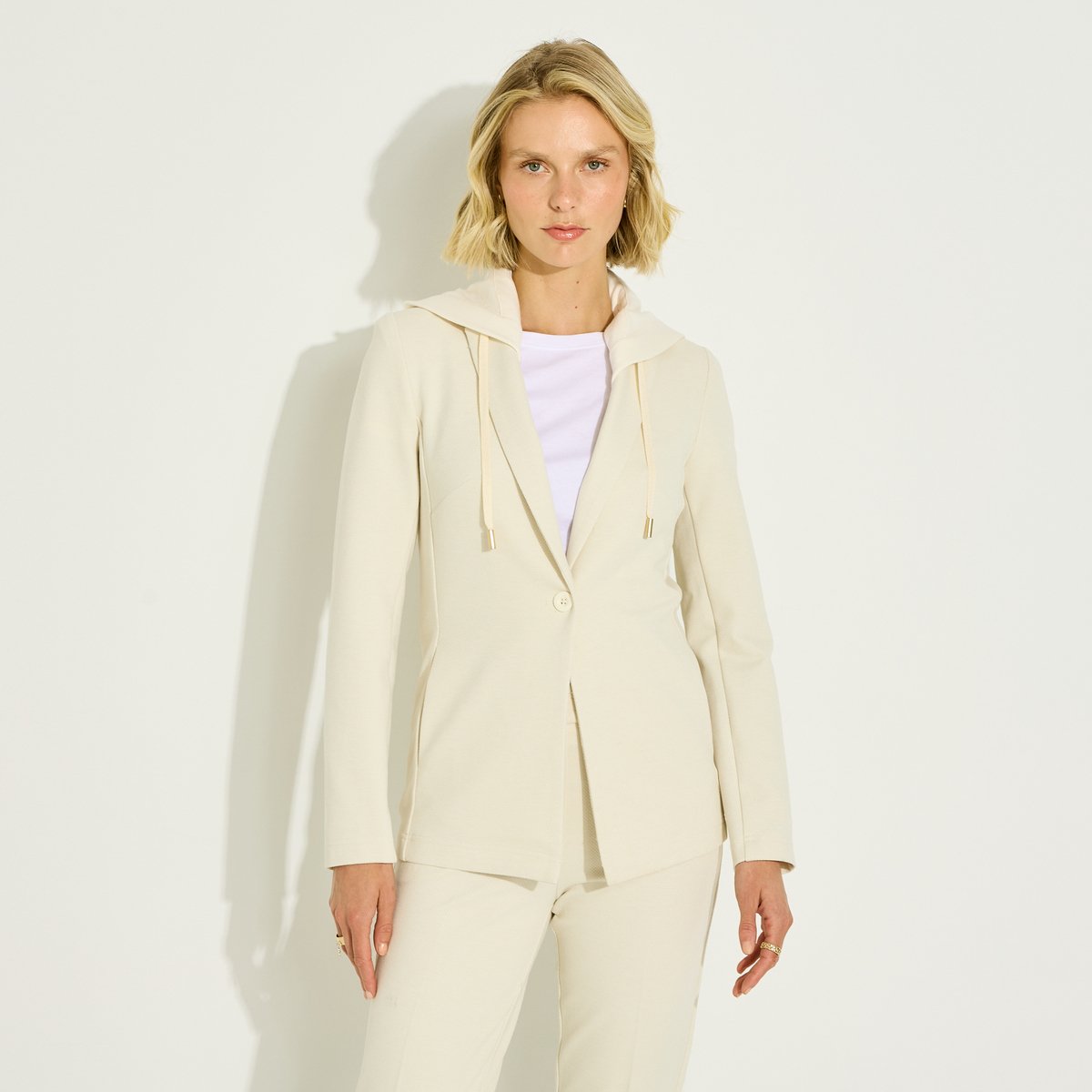 Blazer en maille à capuche beige, GRAIN DE MALICE