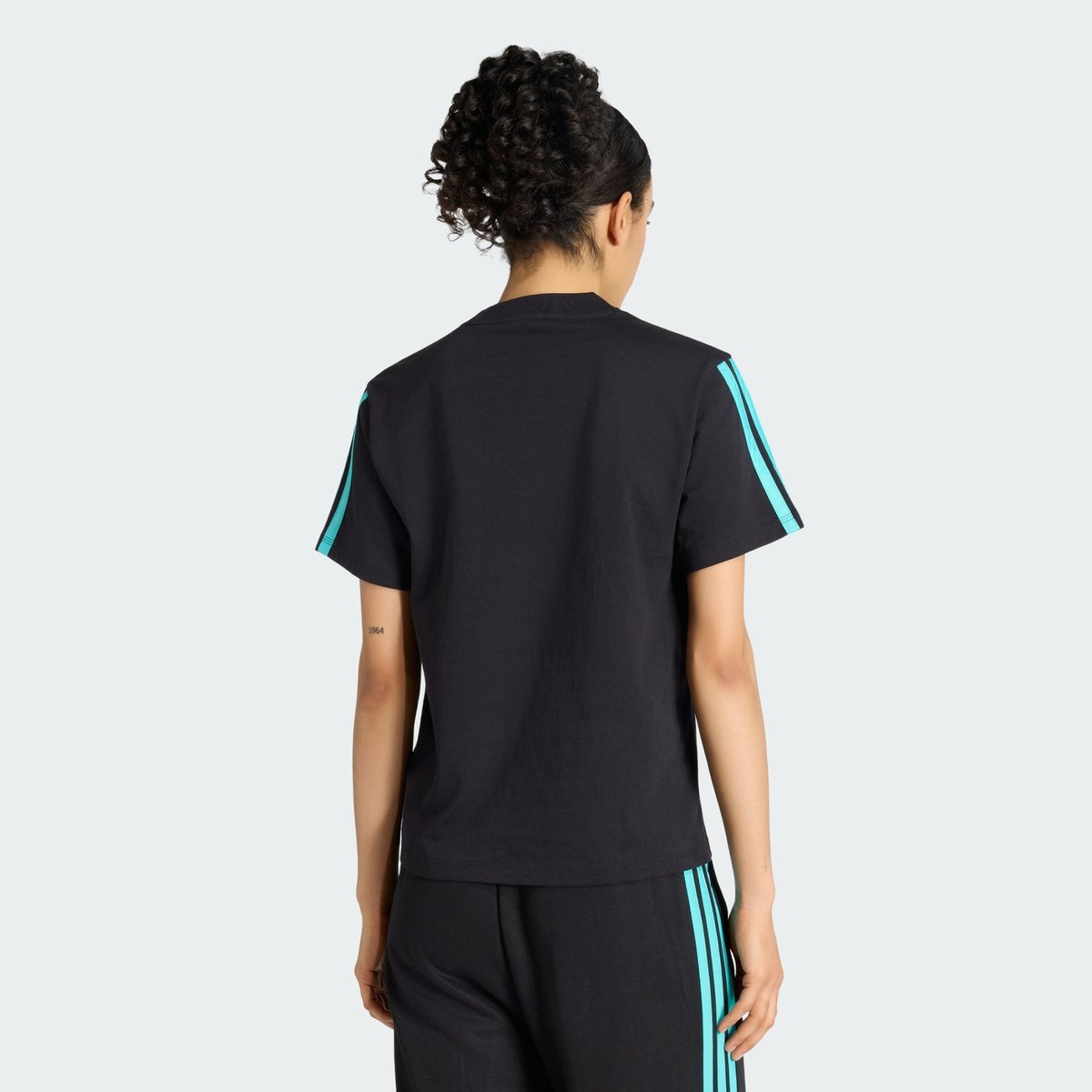 T-Shirt Mercedes - Amg Petronas Formula 1 Team Dna T-Shirt Mercedes - Amg Petronas Formula 1 Team Dna black / semi mint rush, adidas Performance