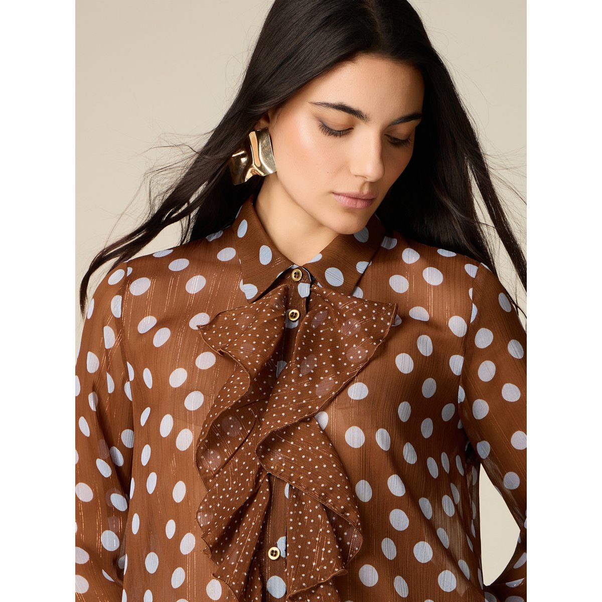 Chemise à pois avec nœud marron, OLTRE