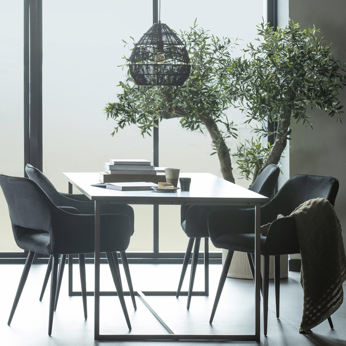 Chaises de table velours JELLE noir, WOOOD