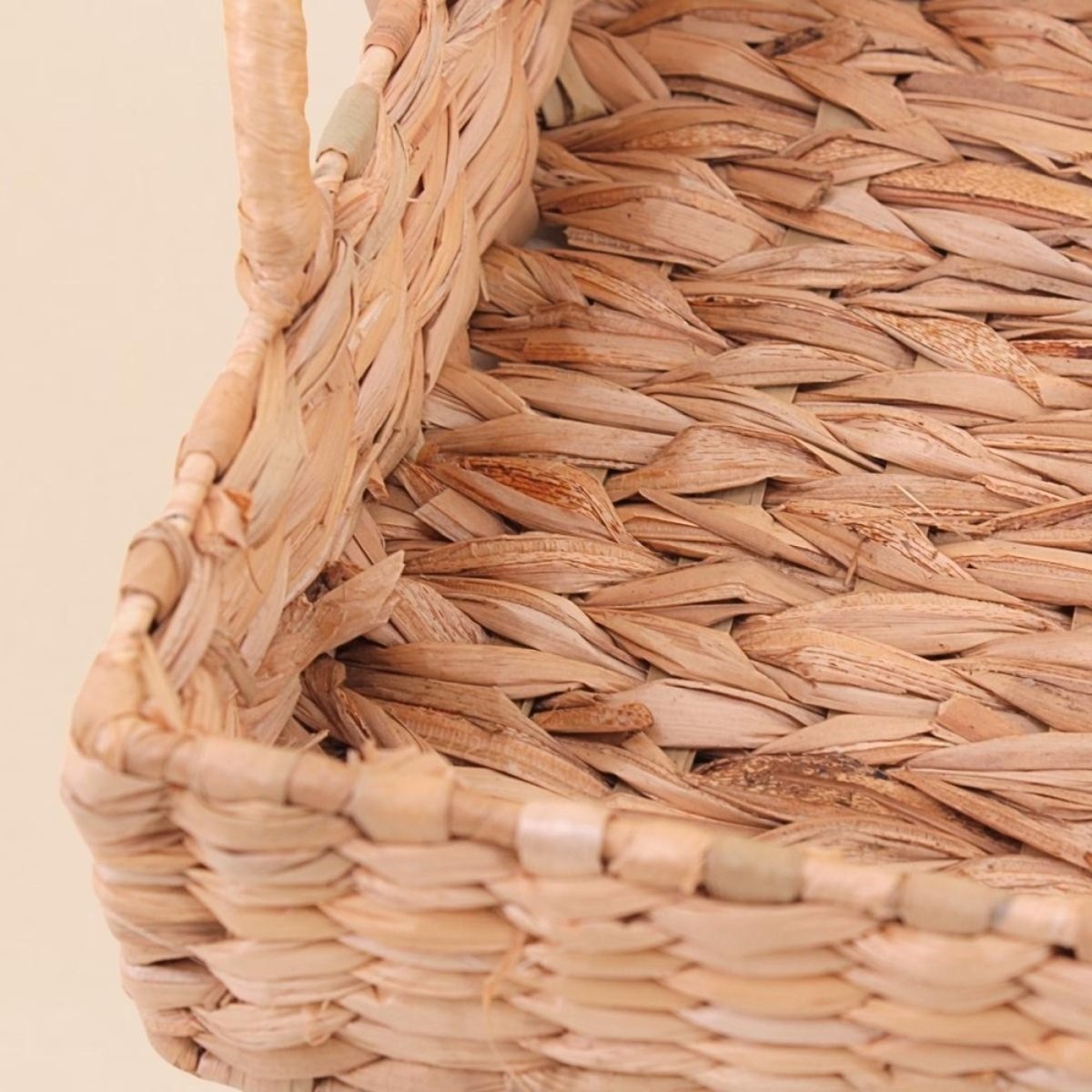 Plateau avec poignées en fibres naturelles 33x25cm naturel, ORNAMI