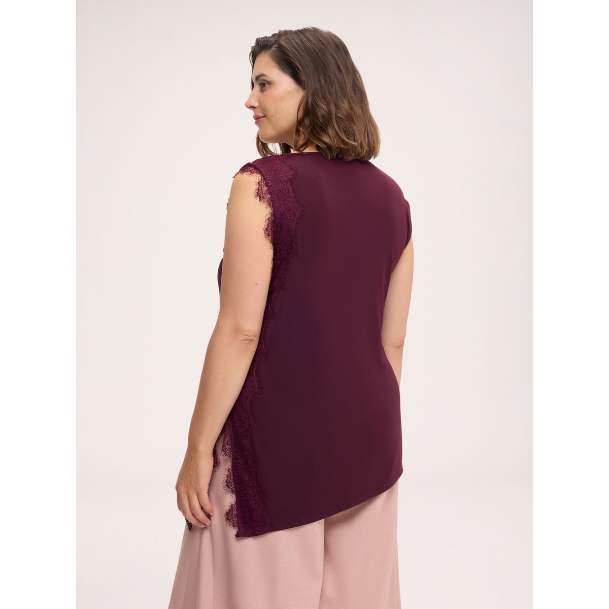 Haut asymétrique à bordure en dentelle burgundy, FIORELLA RUBINO