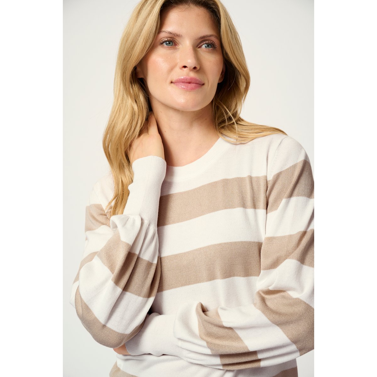 Knitted pullover blanc/beige rayures chalk/feather grey bold stripe, KAFFE