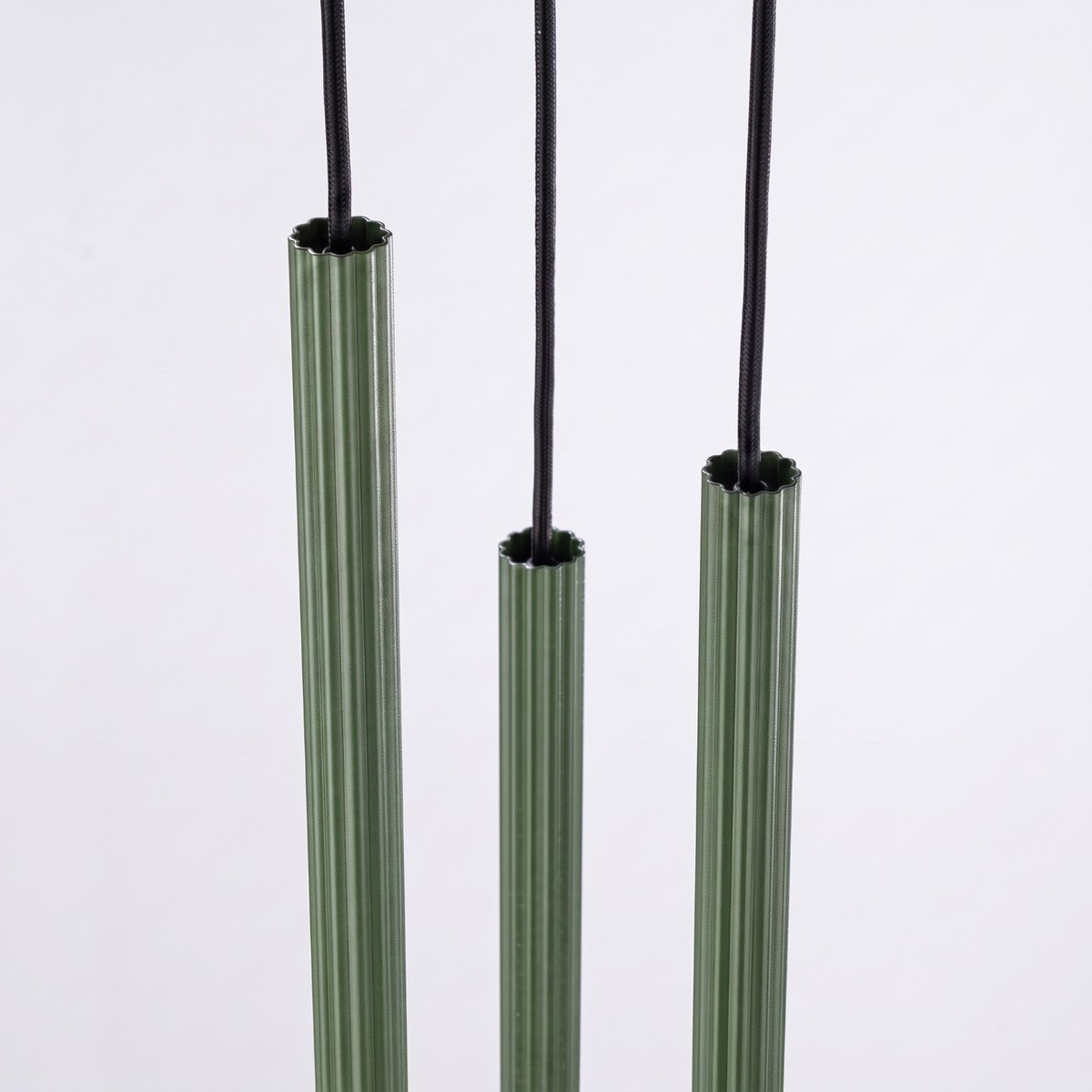 Suspension Acier Vert Olive G9 3 Arche vert olive, EDEN