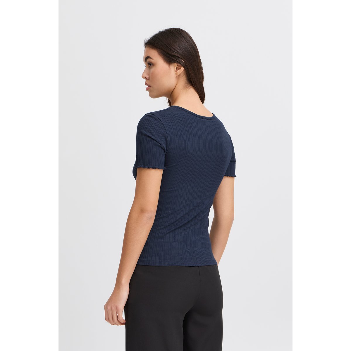 T-shirt manches courtes, coupe ajustée, col rond bleu total eclipse, ICHI