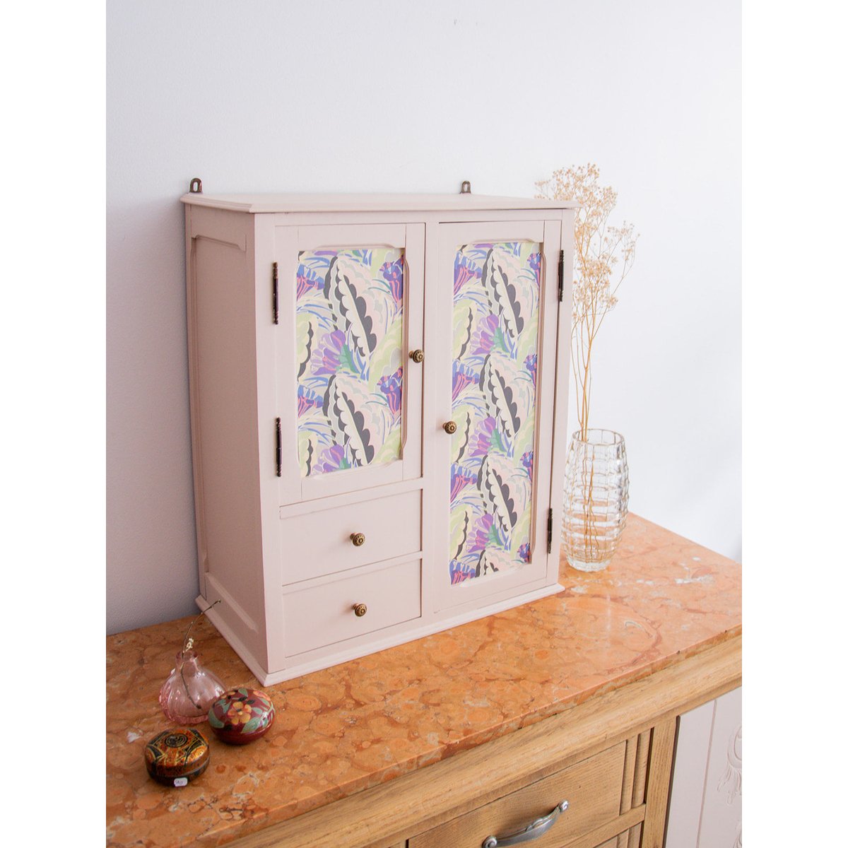 Meuble de rangement en bois Michel N°216 - Bon état rose, DEBONGOUT