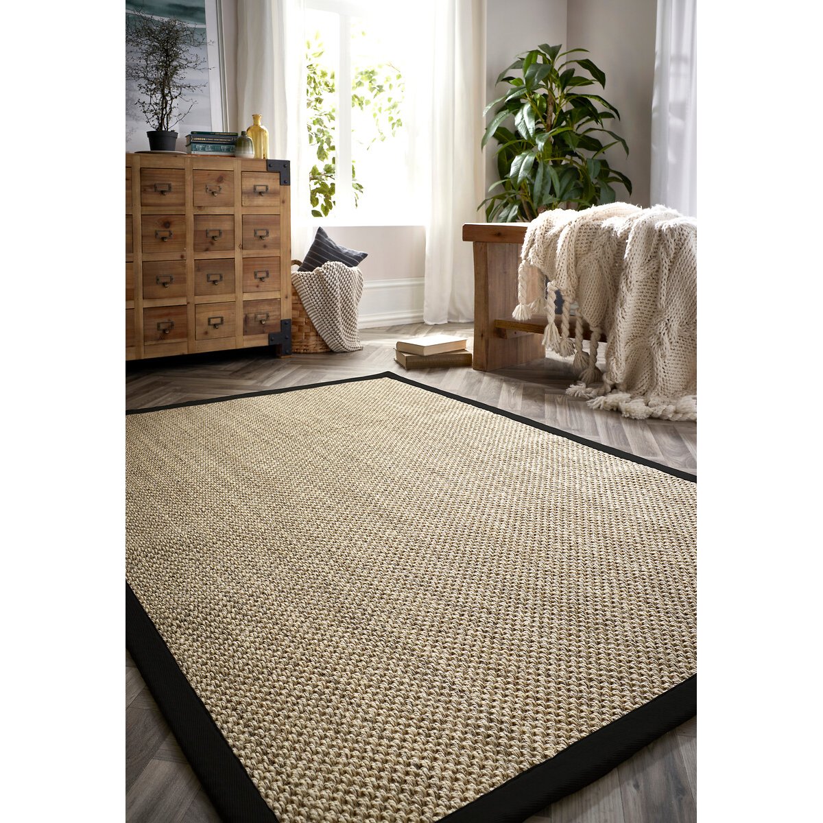 Herringbone Border Sisal Rug black, SO'HOME