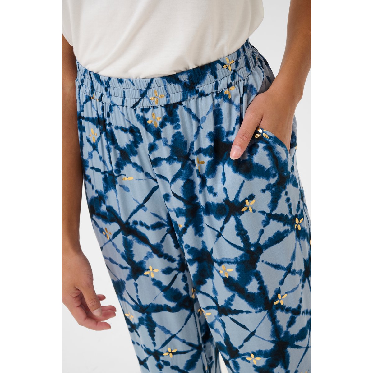 Casual pants bleu batik, CULTURE