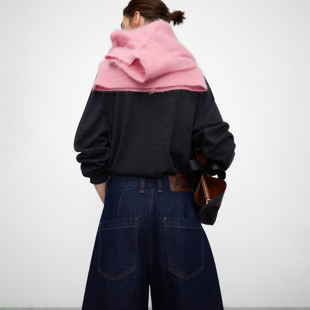 Pantalon coupe barrel en denim de coton bleu marine, ADOLFO DOMINGUEZ