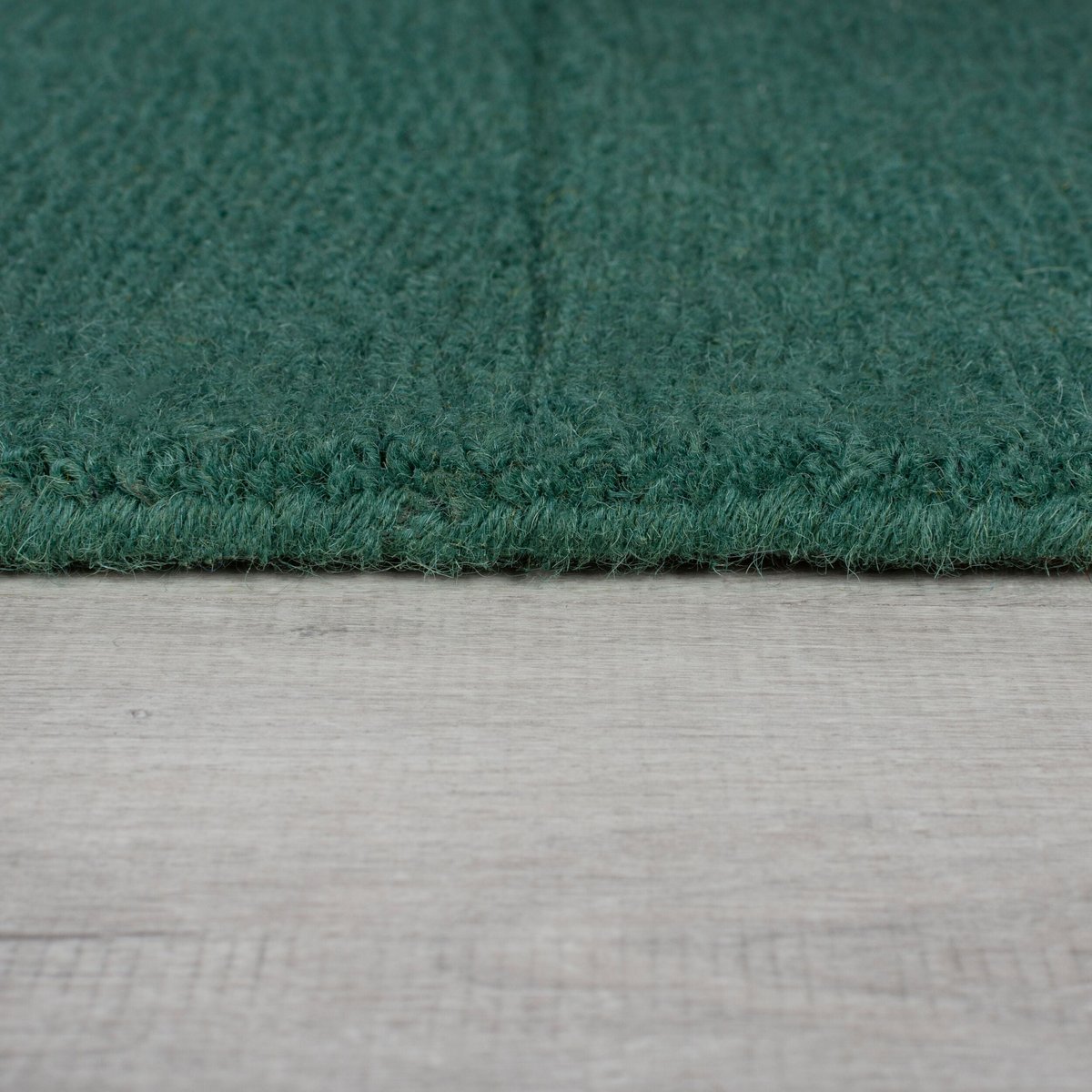 Tapis salon et chambre moderne en laine CARVO vert, NOVATREND