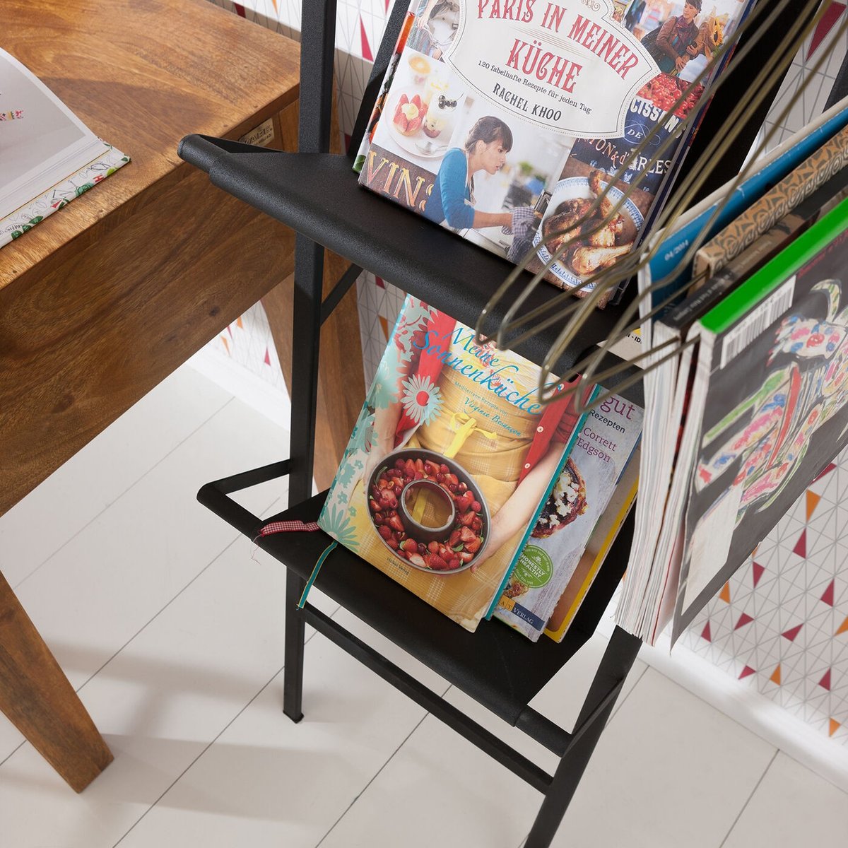 Porte-catalogue en acier noir, KARE DESIGN