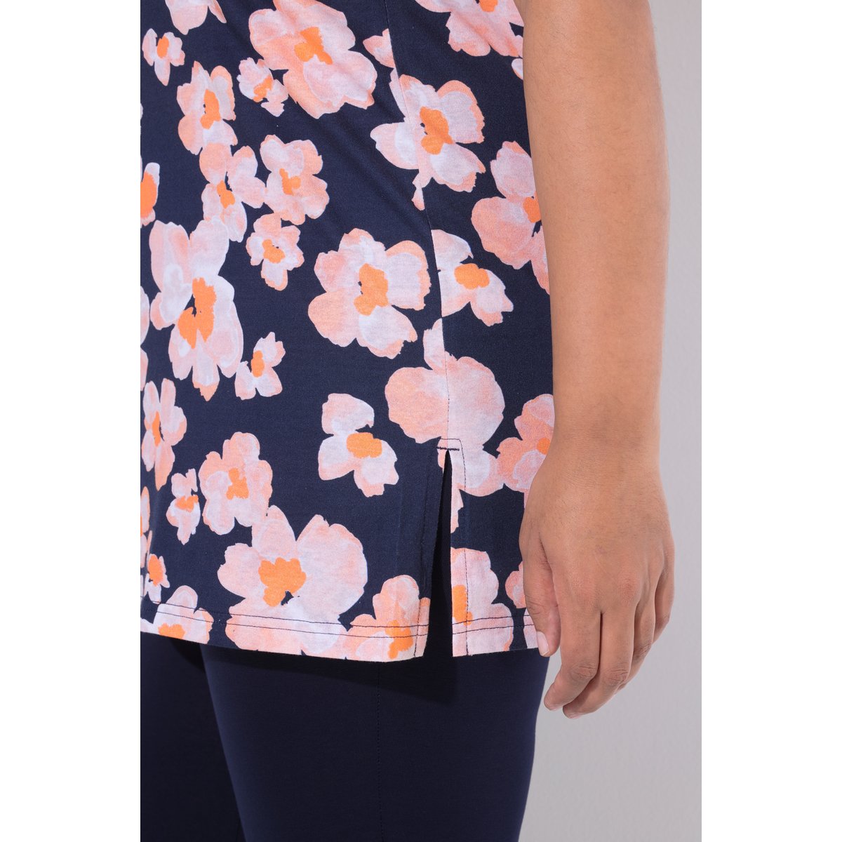 T-shirt long motif à fleurs marine, ULLA POPKEN