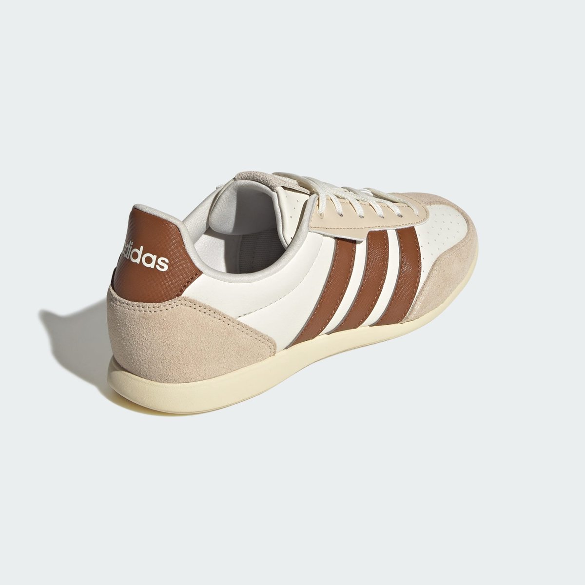 Baskets BARREDA LO off white / dusky bronze / warm vanilla, ADIDAS SPORTSWEAR