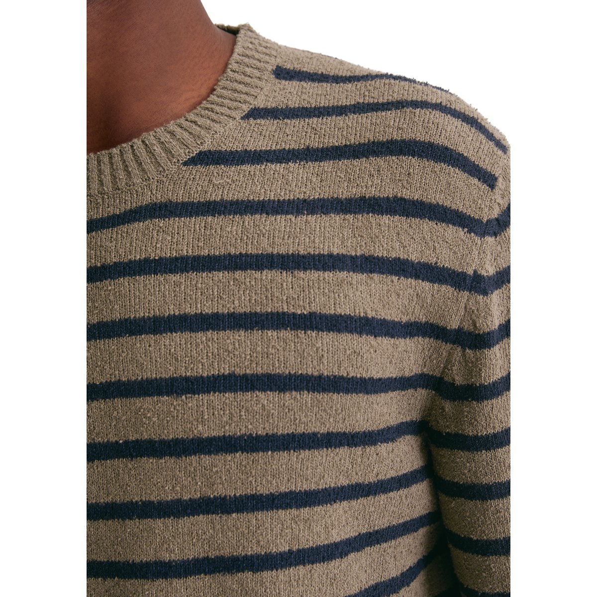 Pull bouclette regular en coton bio mélangé rayé beige, MARC O'POLO
