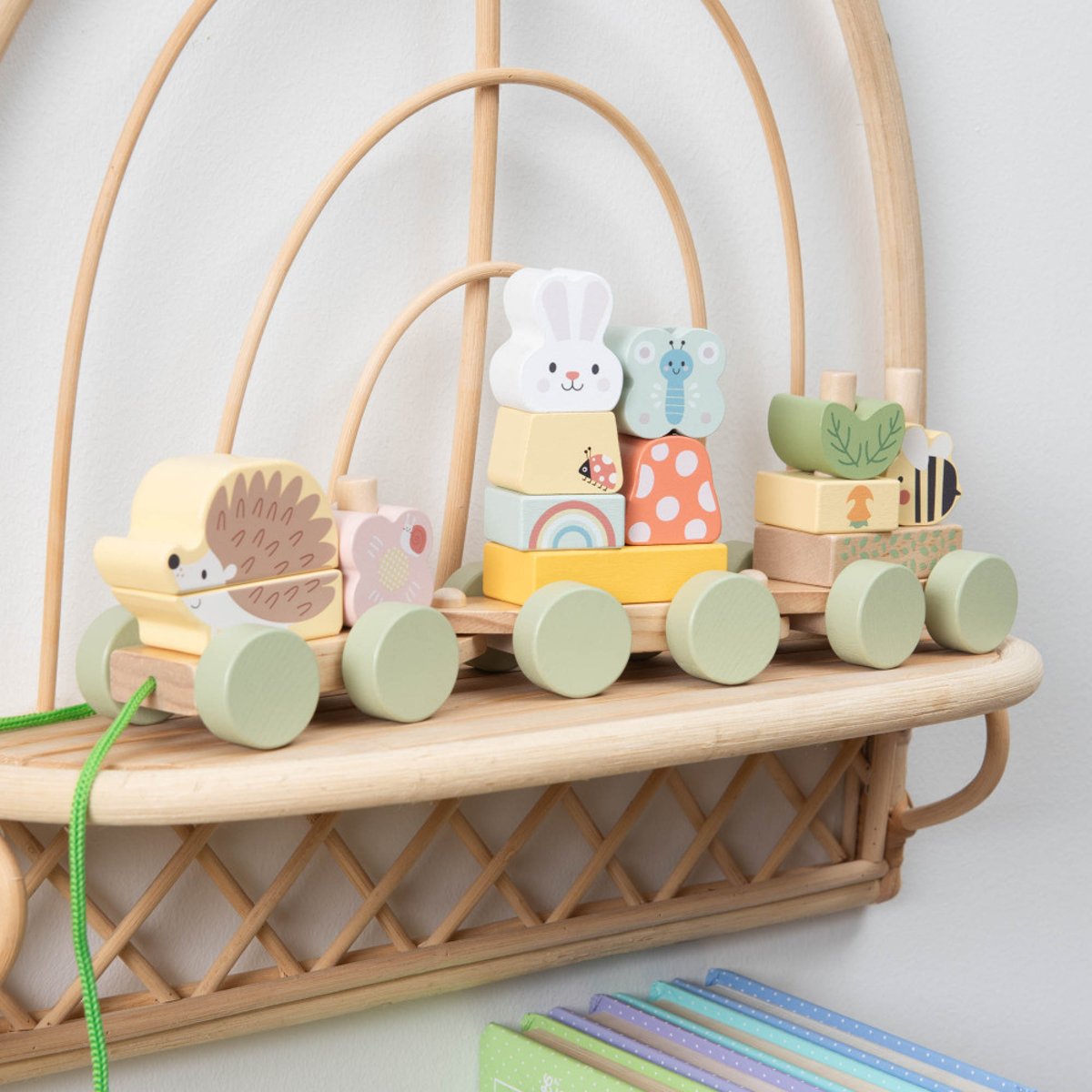 Jouet petit train à tirer Forêt   en bois FSC multicolore, AMADEUS LES PETITS