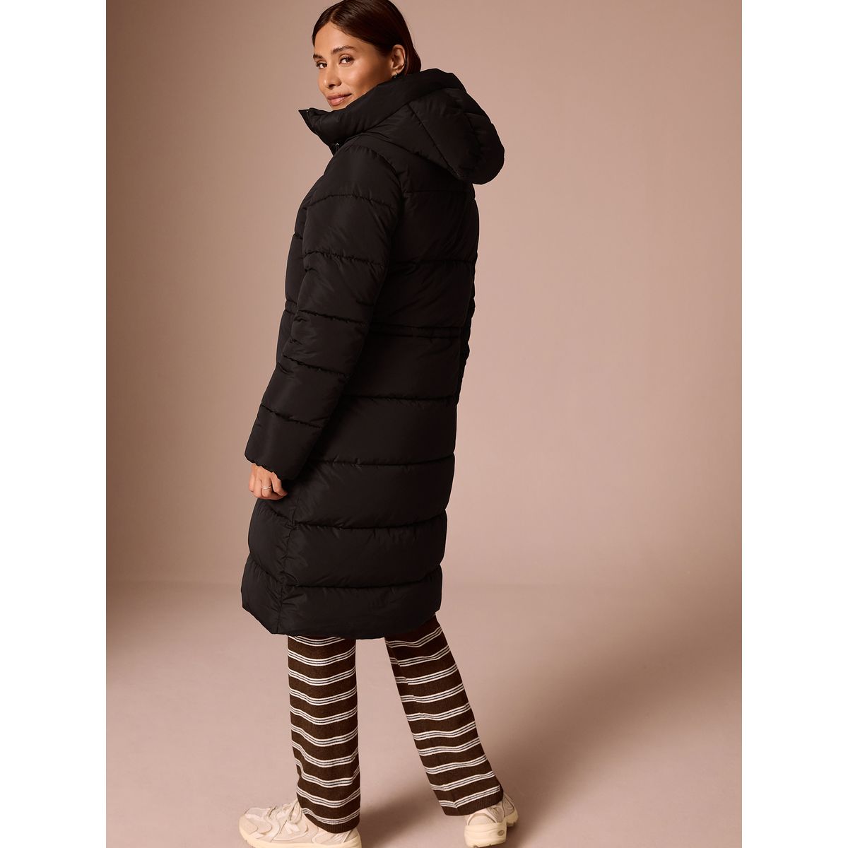 Long manteau rembourré à capuche maternité noir, NEXT