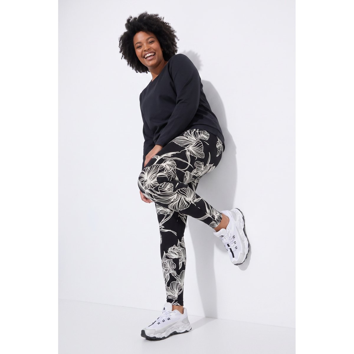 Legging imprimé floral noir, ULLA POPKEN