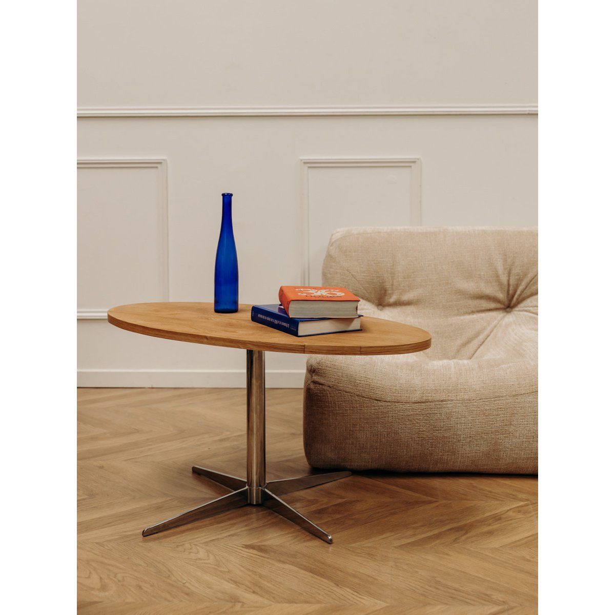 Table basse ovale au piétement métallique Donna N°987 - Bon état bois clair, DEBONGOUT