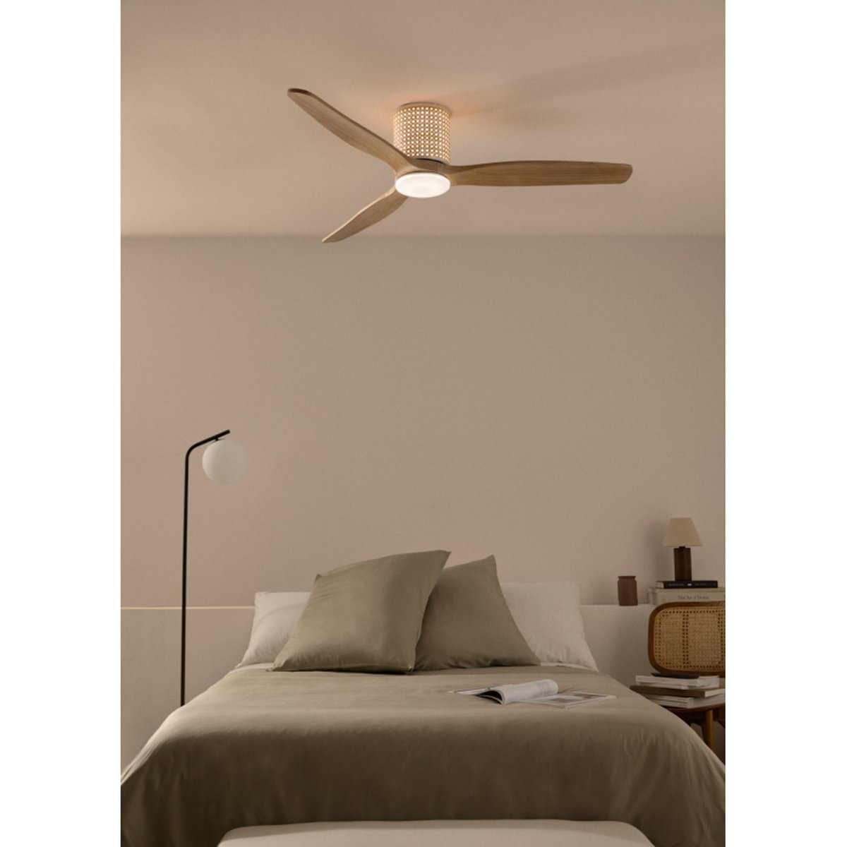 Ventilateur plafond 40W avec lumière et télécommande WIND CALM RATTAN rattan/bois naturel, CREATE
