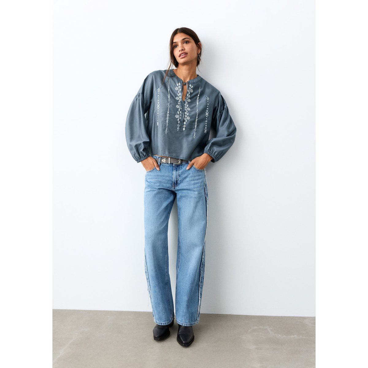 Blouse brodée nœud bleu ciel, MANGO TEEN