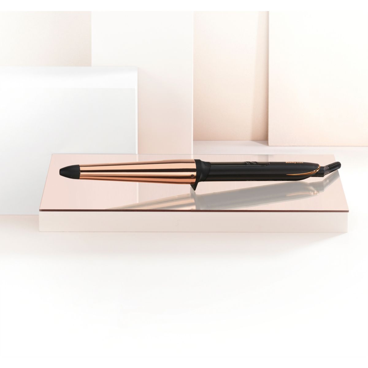 Fer à boucler C458E Salon Brilliance Conical couleur unique, BABYLISS