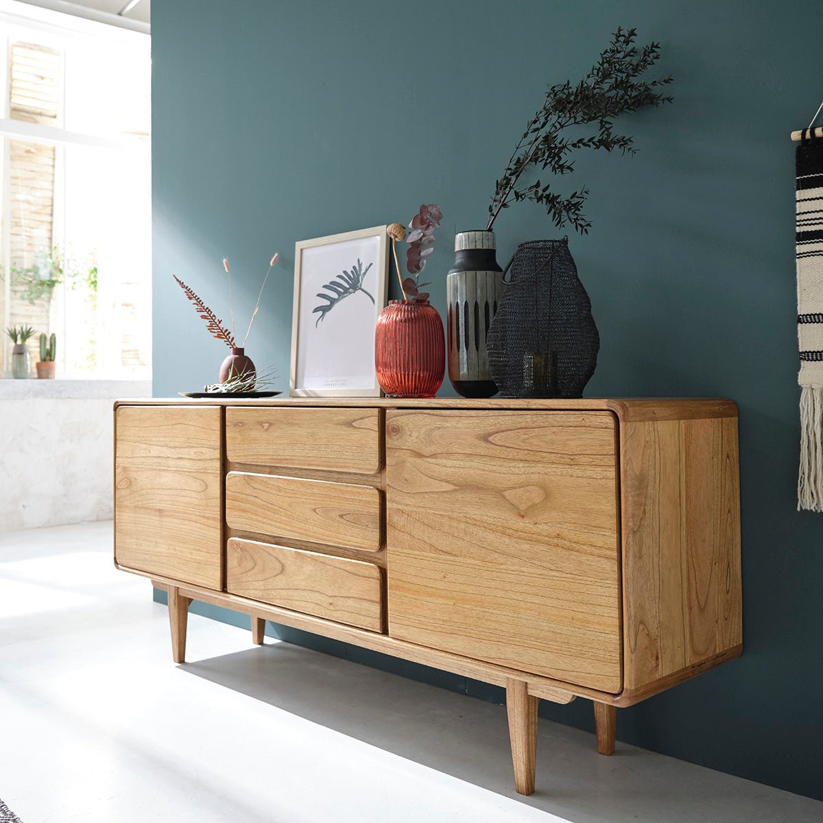 Commode en bois massif 180 cm 3 tiroirs 2 portes LISON naturel, BERAH GETAH