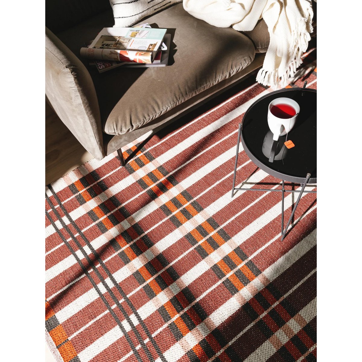 Tapis en coton tissé main LEANDER marron, BENUTA 