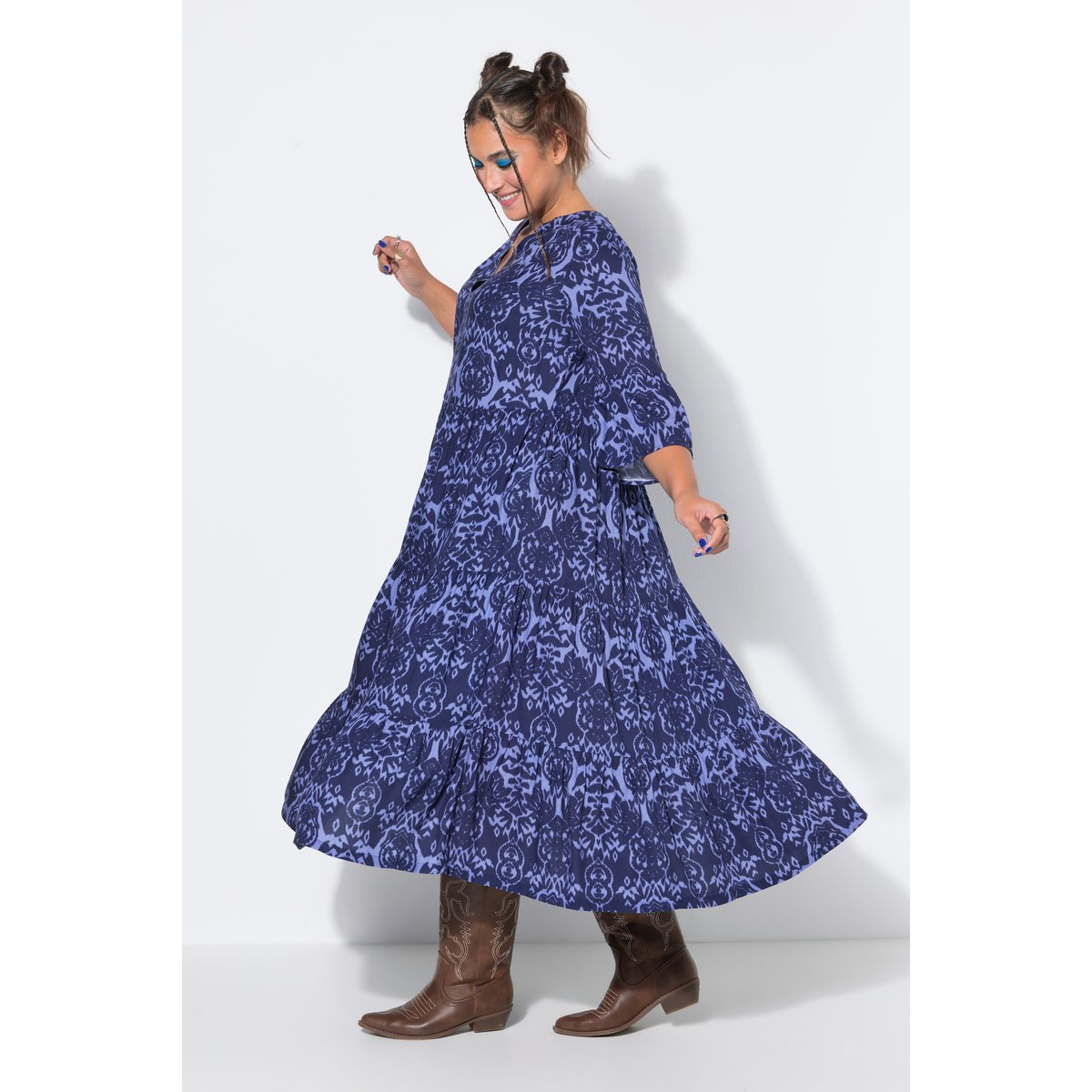 Robe maxi coupe trapèze à volants marine, STUDIO UNTOLD