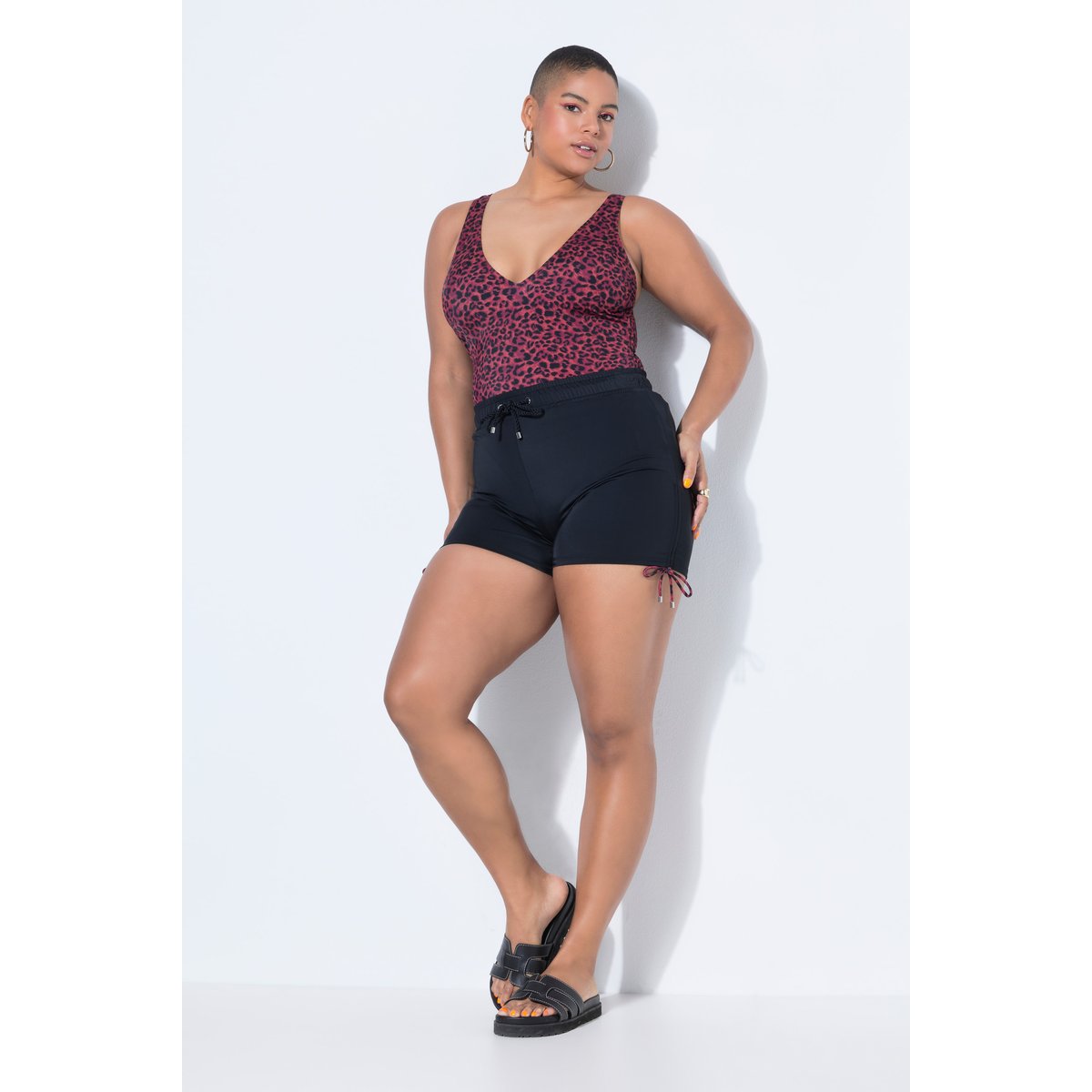 Short de bain avec taille élastique noir, STUDIO UNTOLD