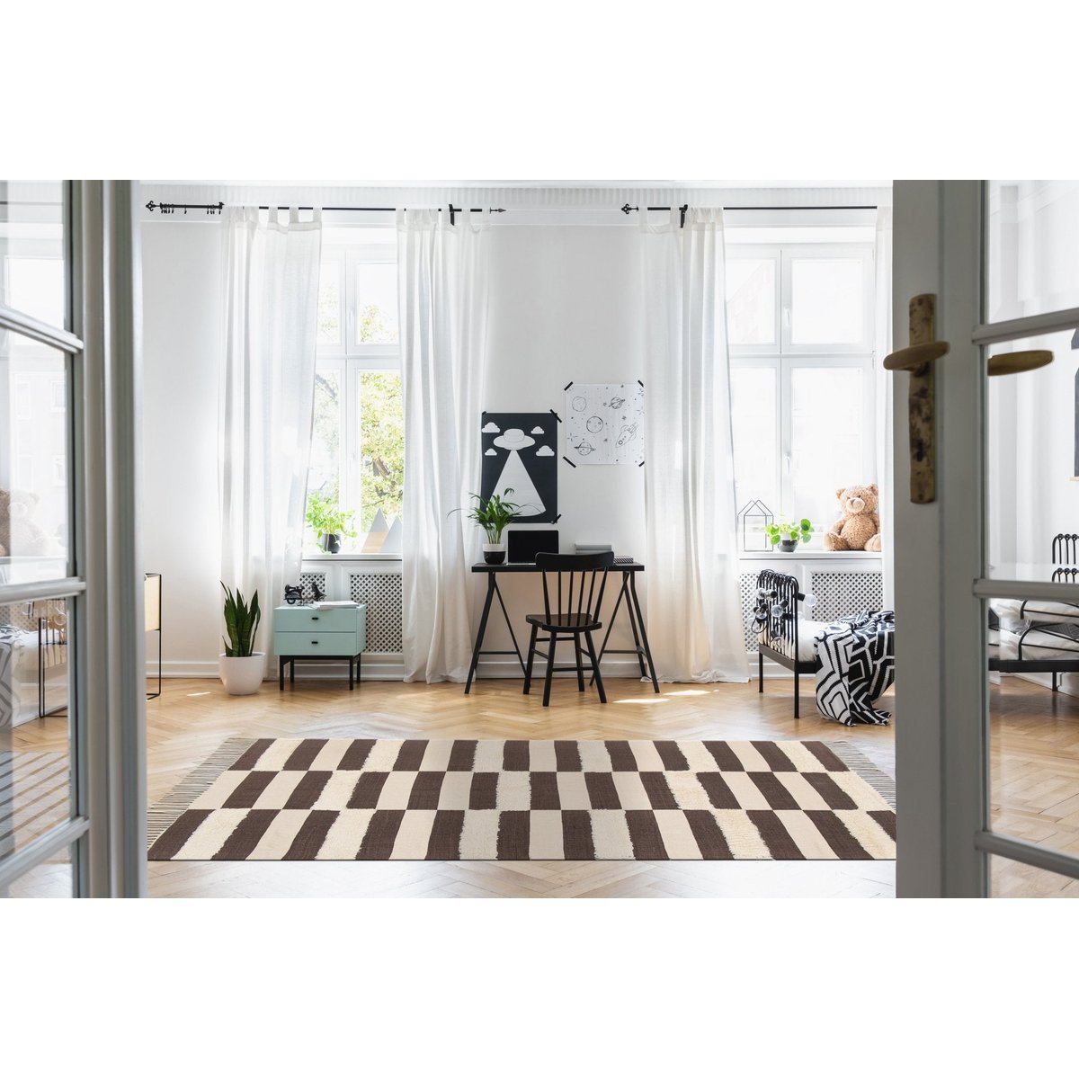 Tapis tufté 100% coton EBONY noir intense, AFK LIVING