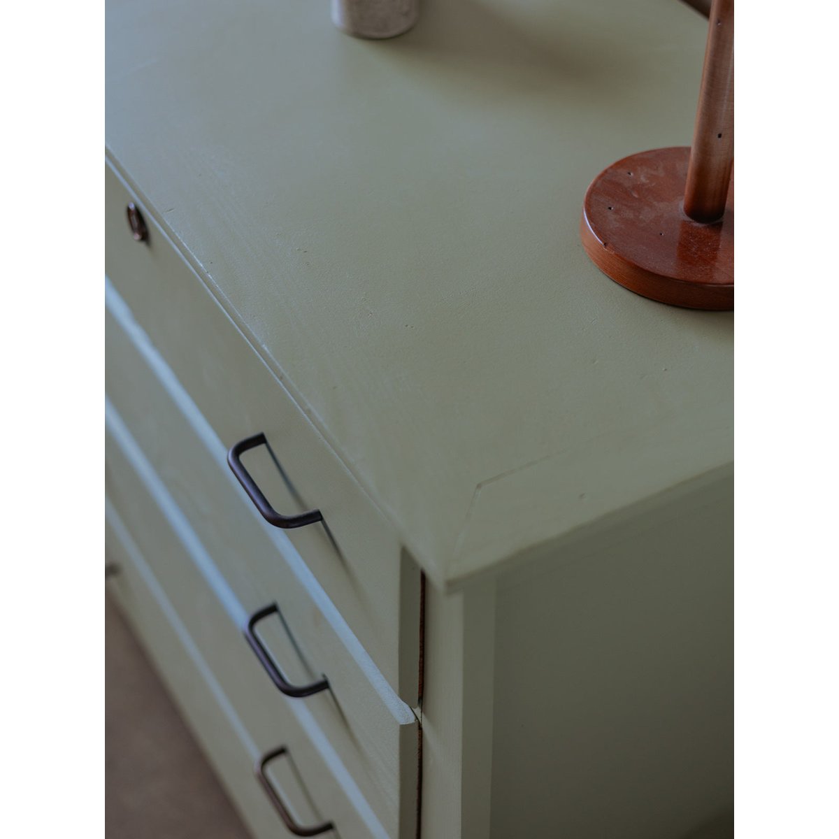 Commode en bois verte Garance N°552 - Bon état vert d'eau, DEBONGOUT