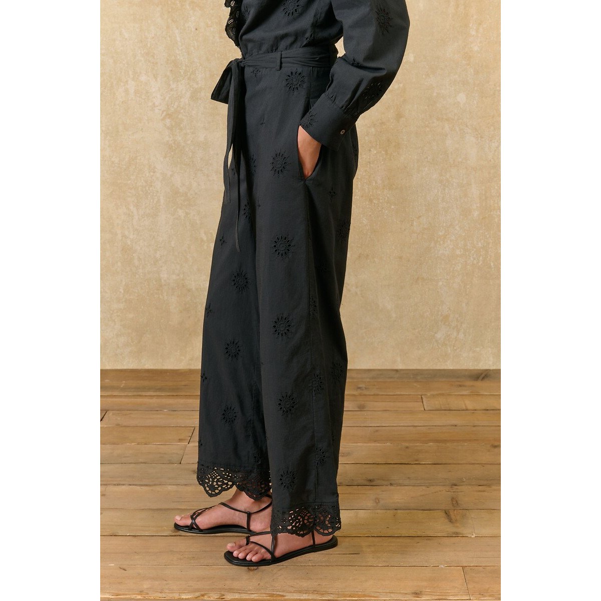 Combinaison pantalon brodée, VERONIQUE noir, LOUISE MISHA