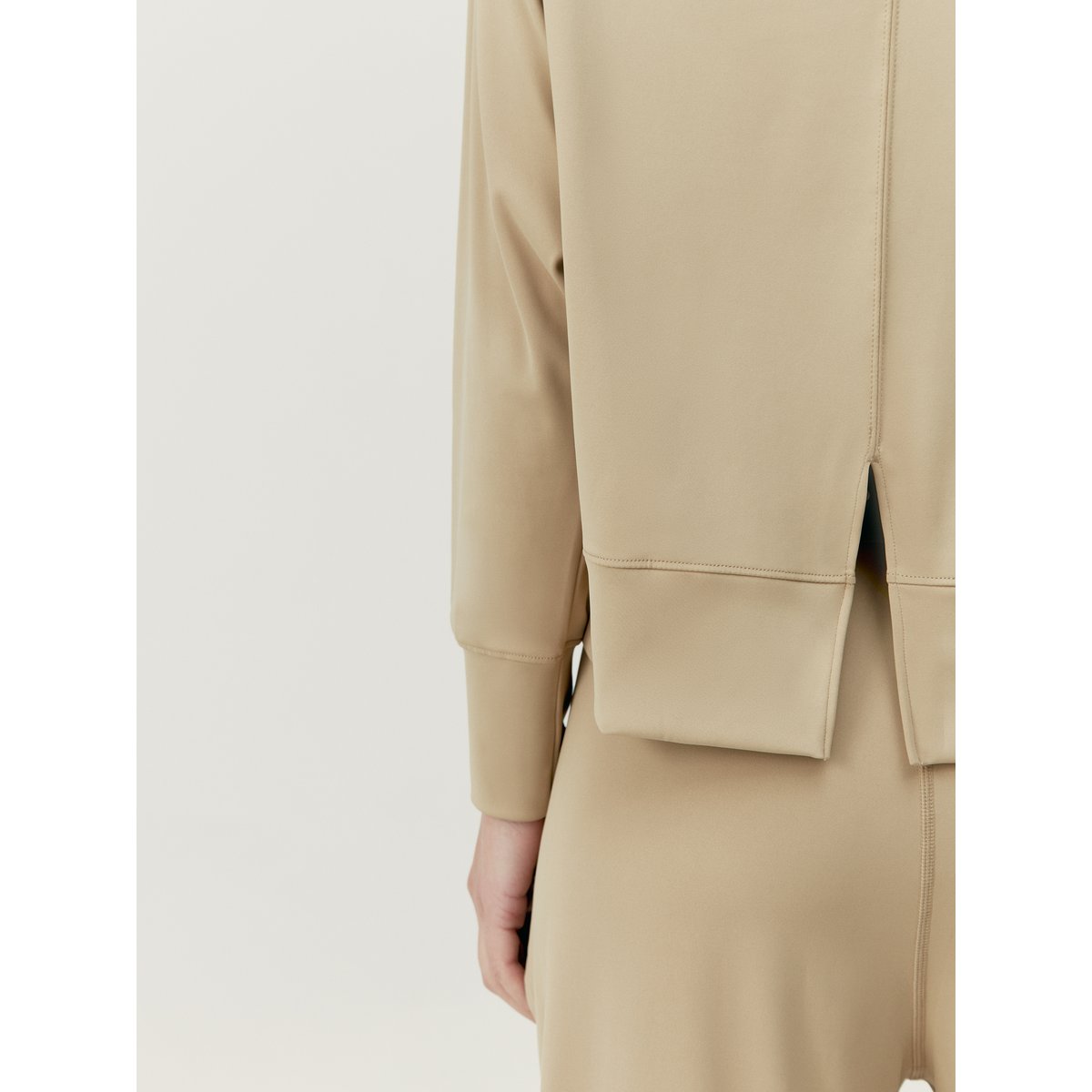 Sweat de sport sans capuche Performance LOANA beige, BORN