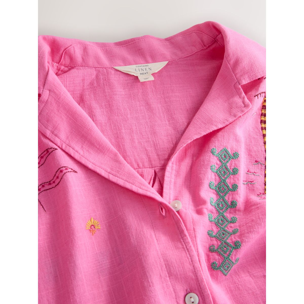 Chemise manches courtes contenant du lin rose brodé, NEXT