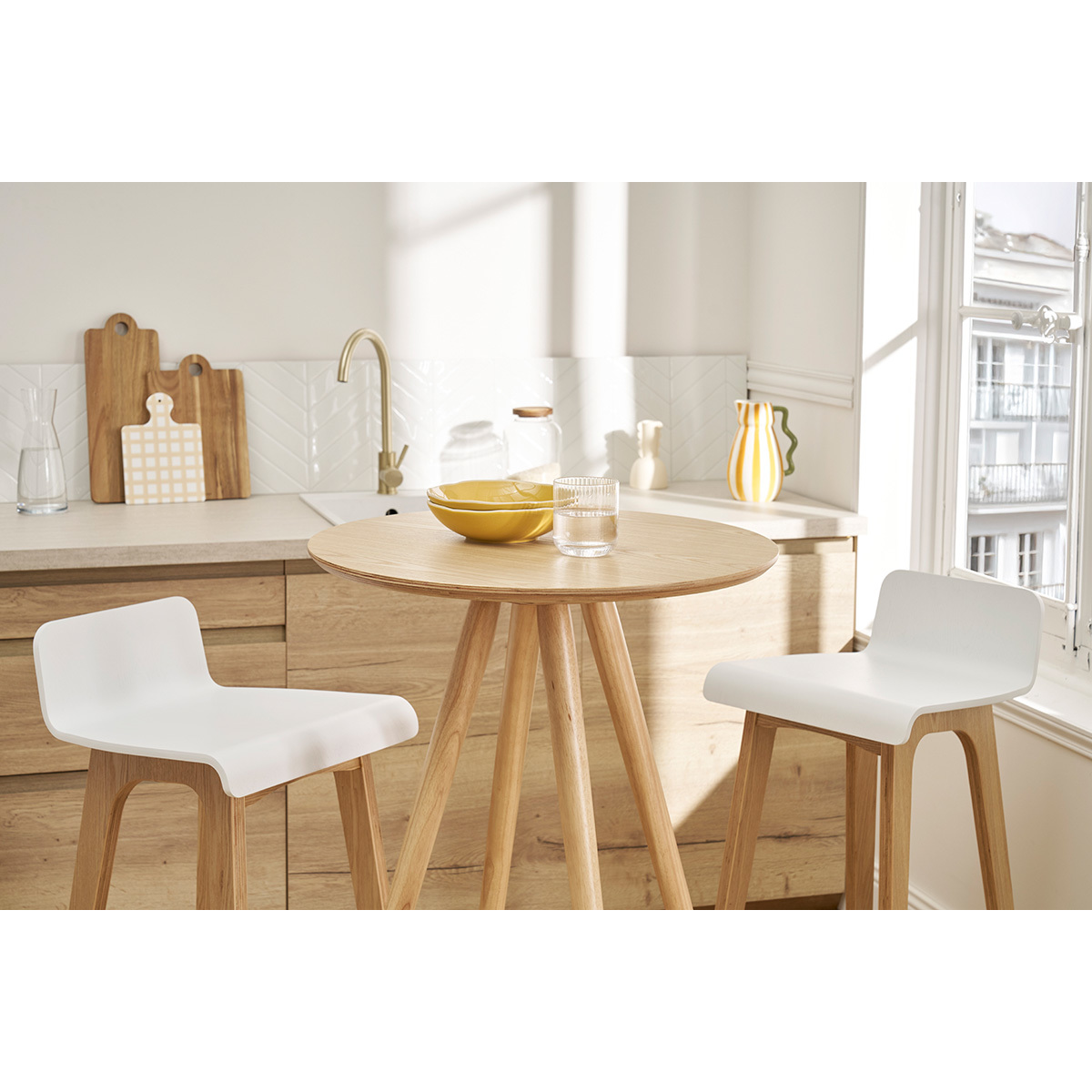 Table de bar ronde scandinave bois L60 cm NORDECO frêne, MILIBOO