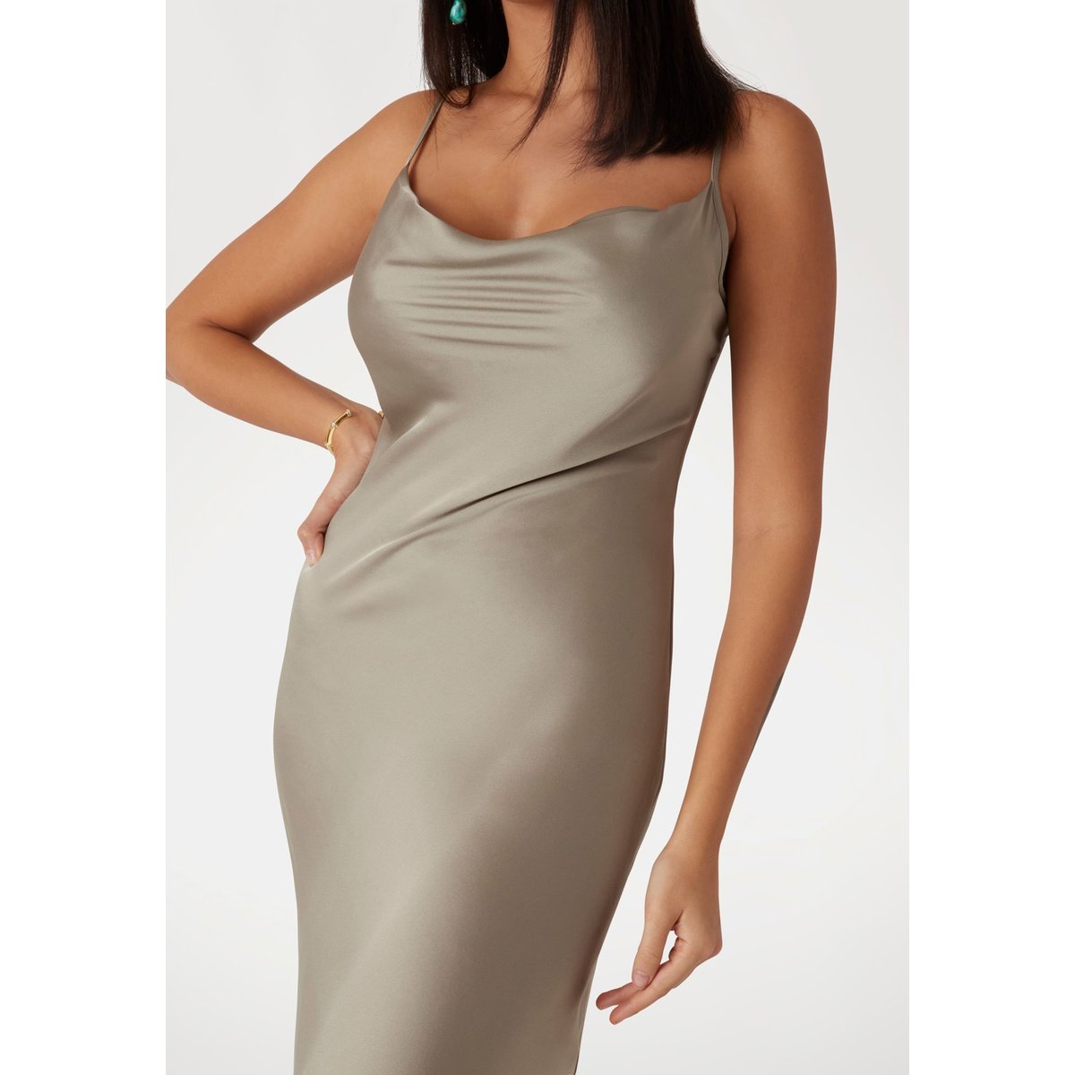 Robe Midi En Satin crème, GUESS