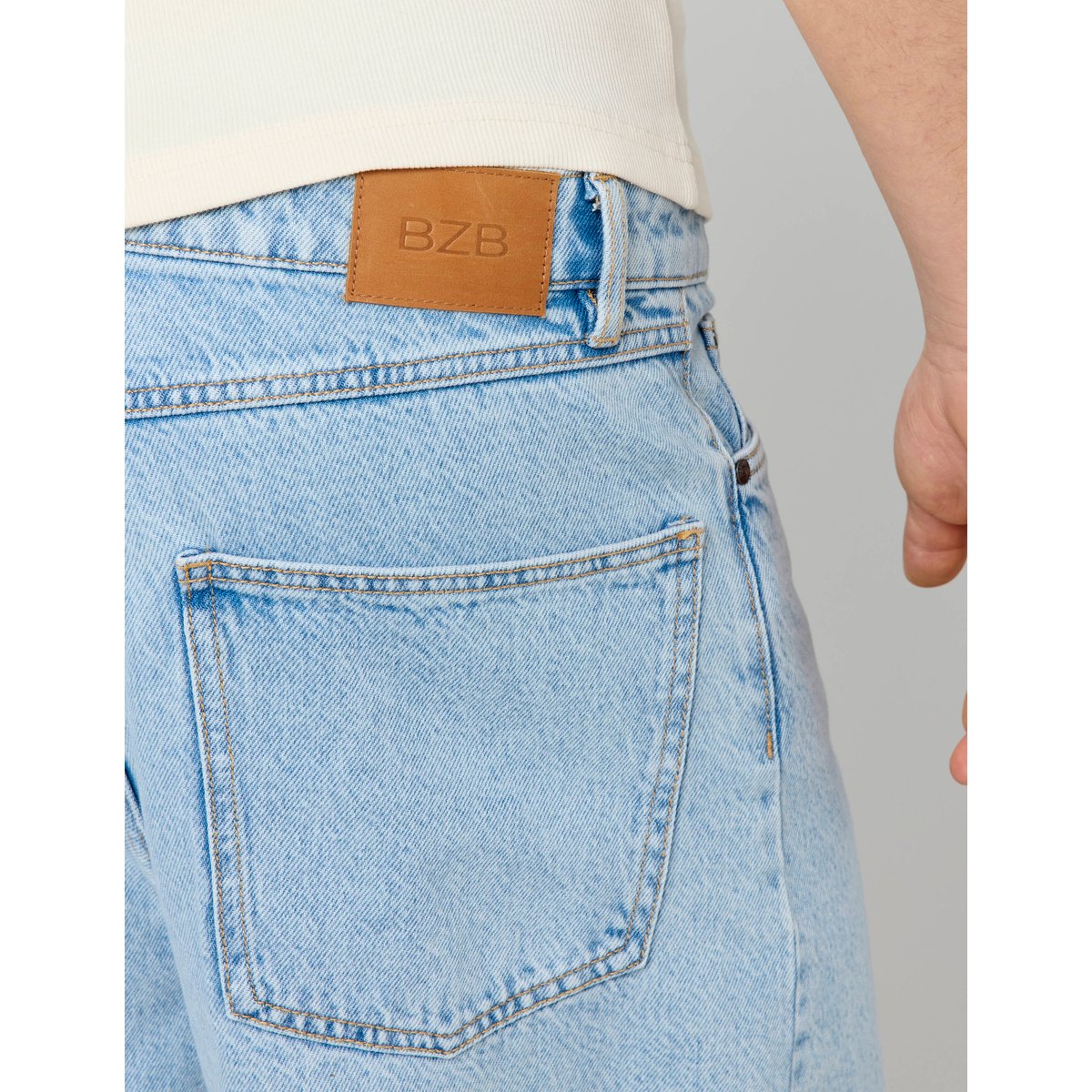 Bermuda en jean long bleu clair, BZB