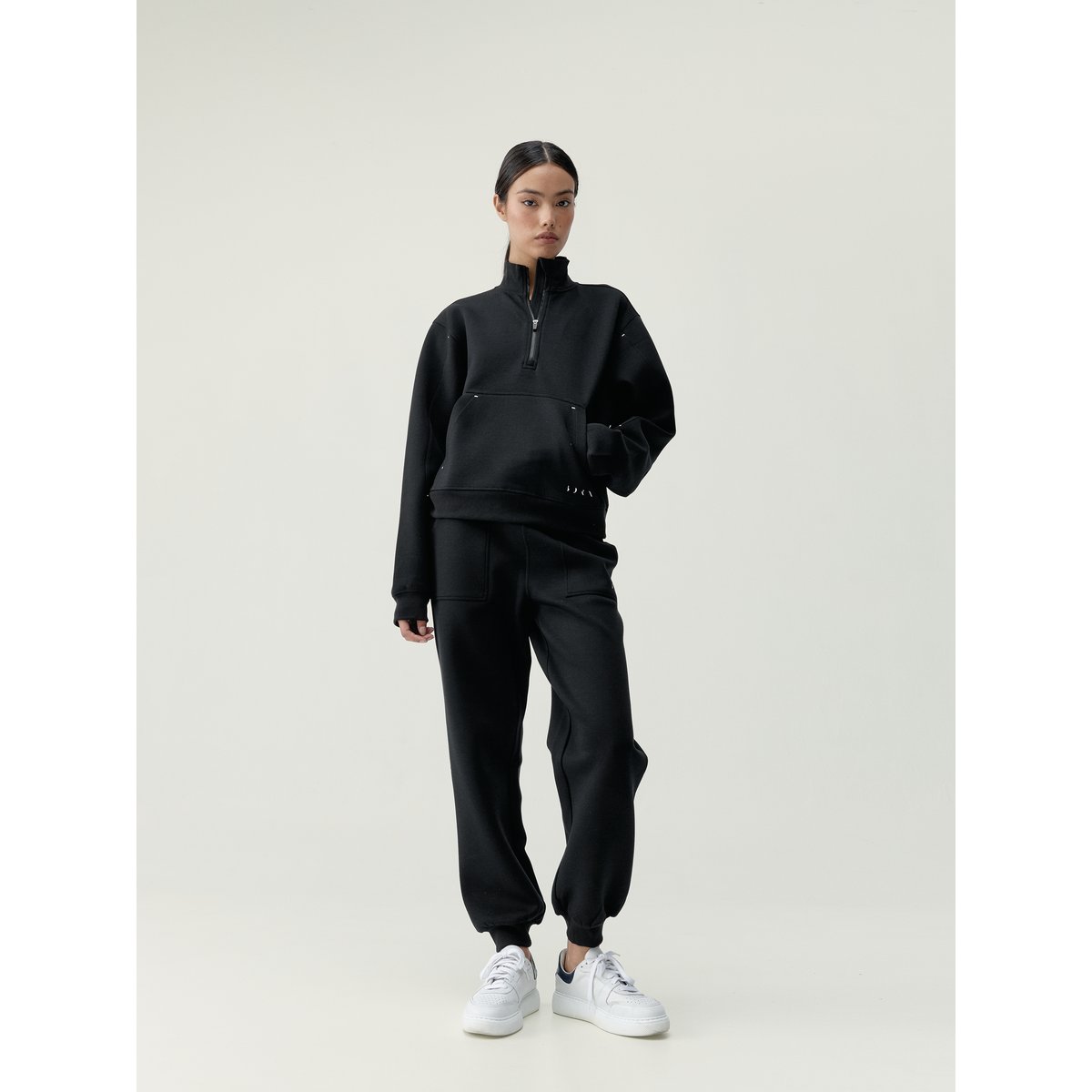 Sweat de sport femme Bloom Demi-zip séchage rapide noir profond, BORN