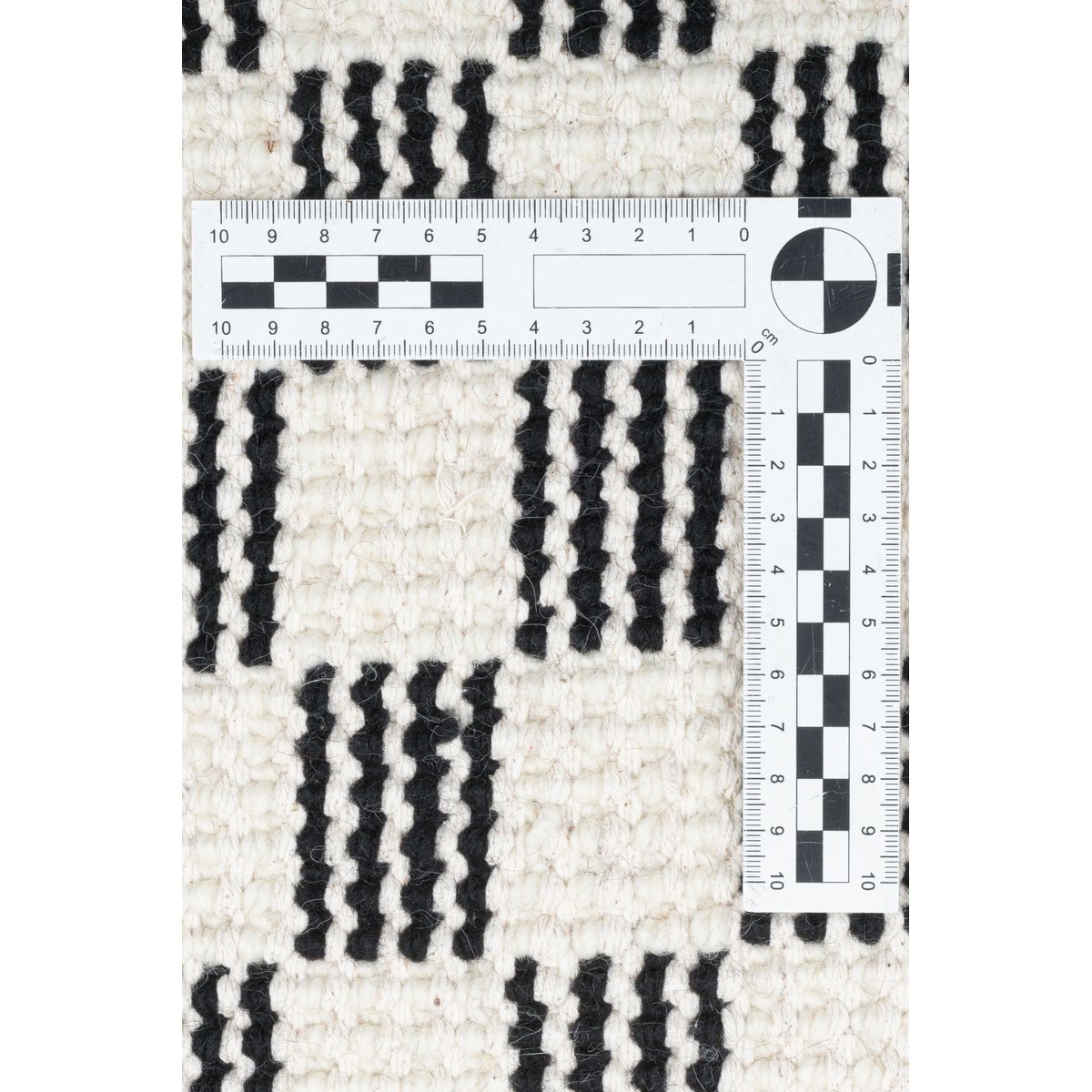 Tapis berbère en laine vierge noué à la main noir et blanc, THEKO
