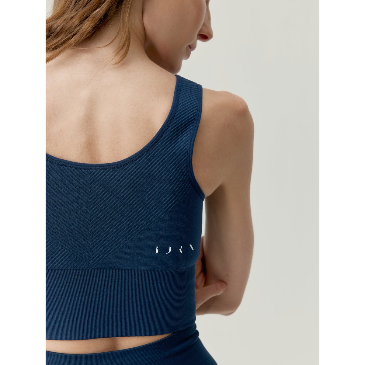 Brassière de sport femme Kitanda maintien moyen bretelles coussinets amovibles bleu marin, BORN
